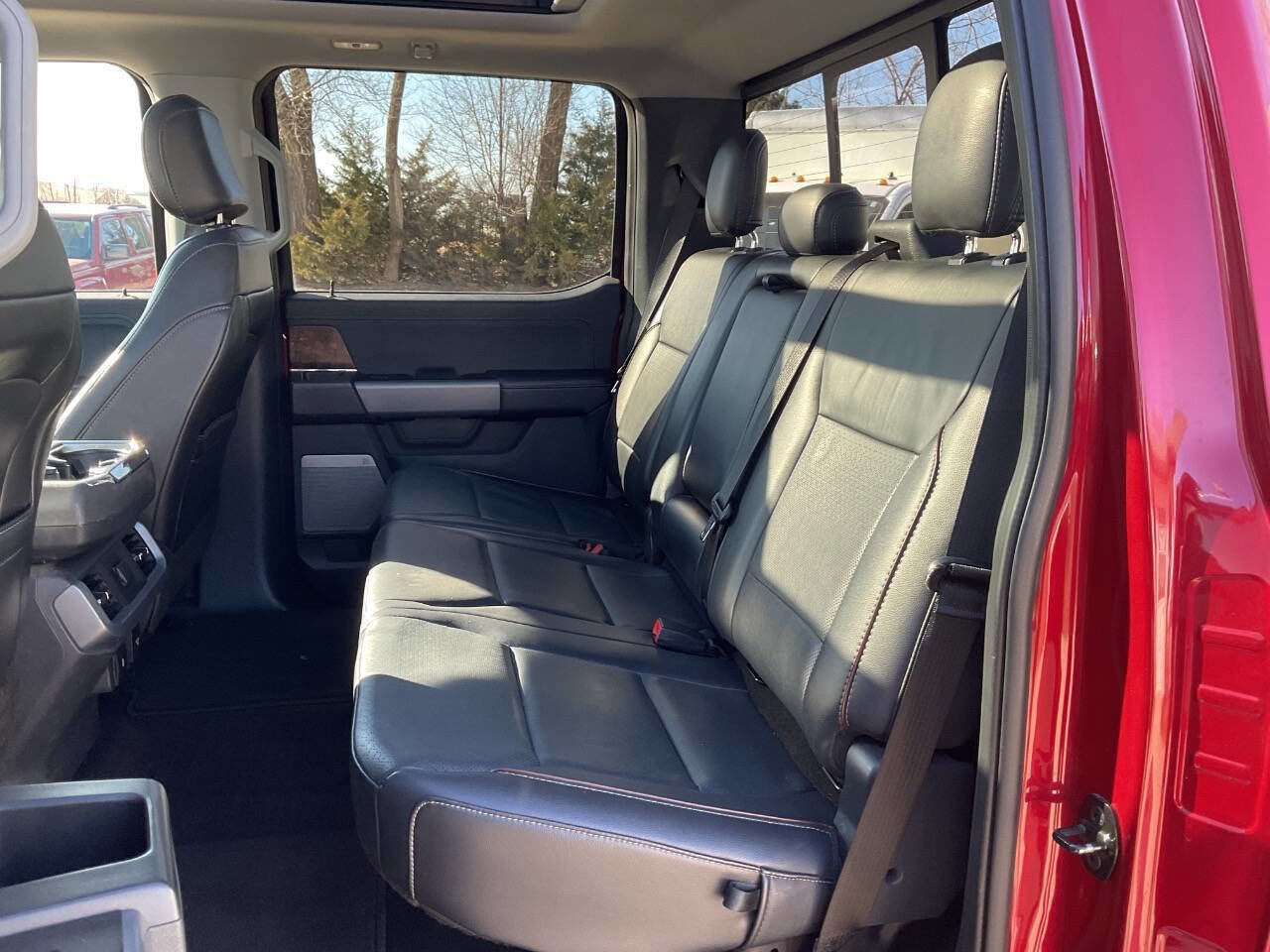 Used 2021 Ford F150 Lariat image 11