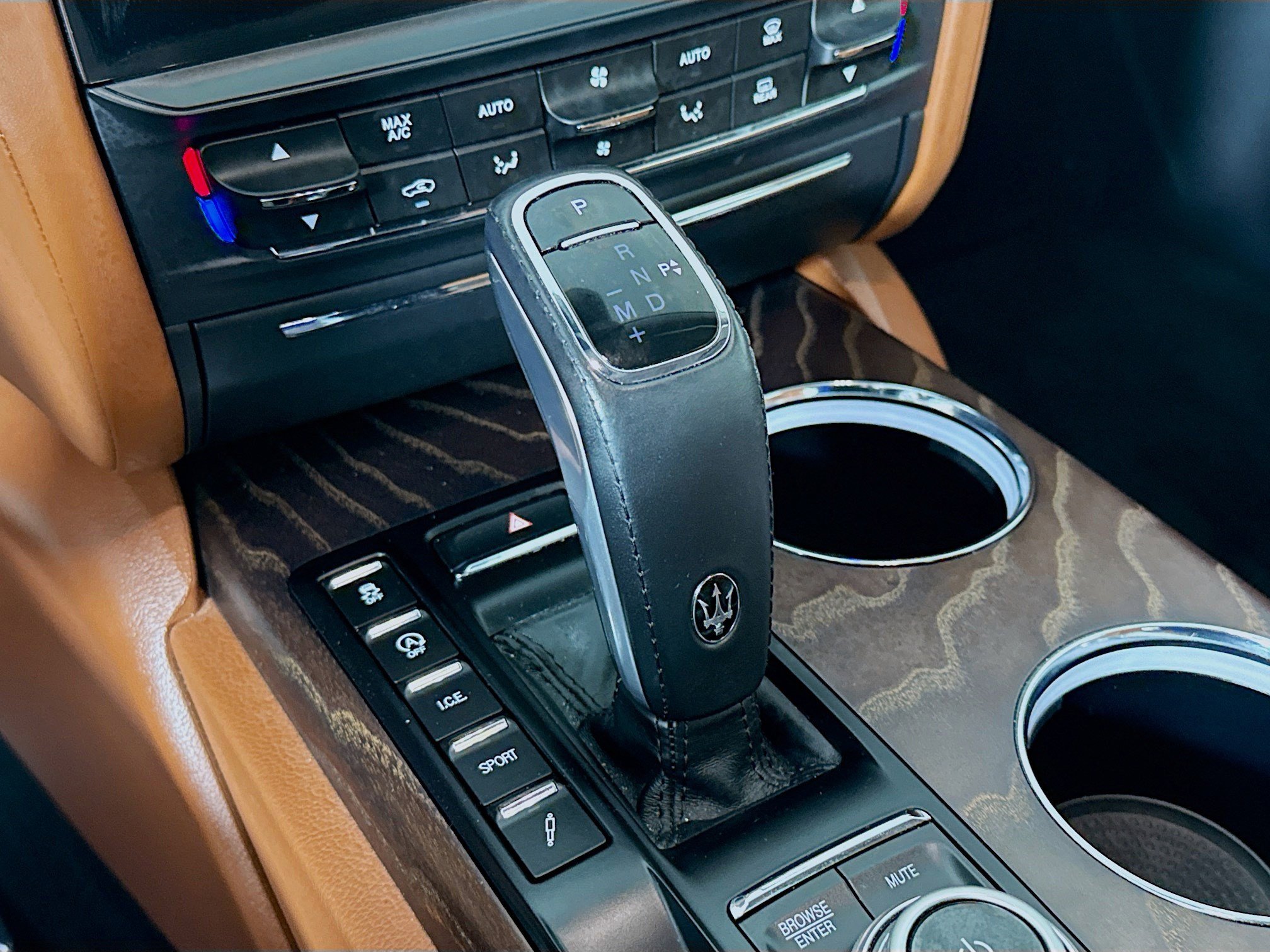 Used 2022 Maserati Quattroporte Modena Q4 image 20