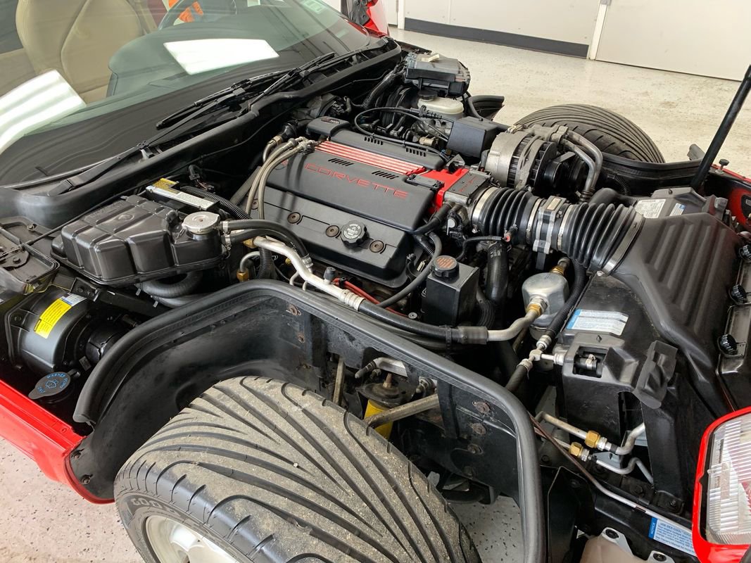 Used 1996 Chevrolet Corvette Convertible image 24