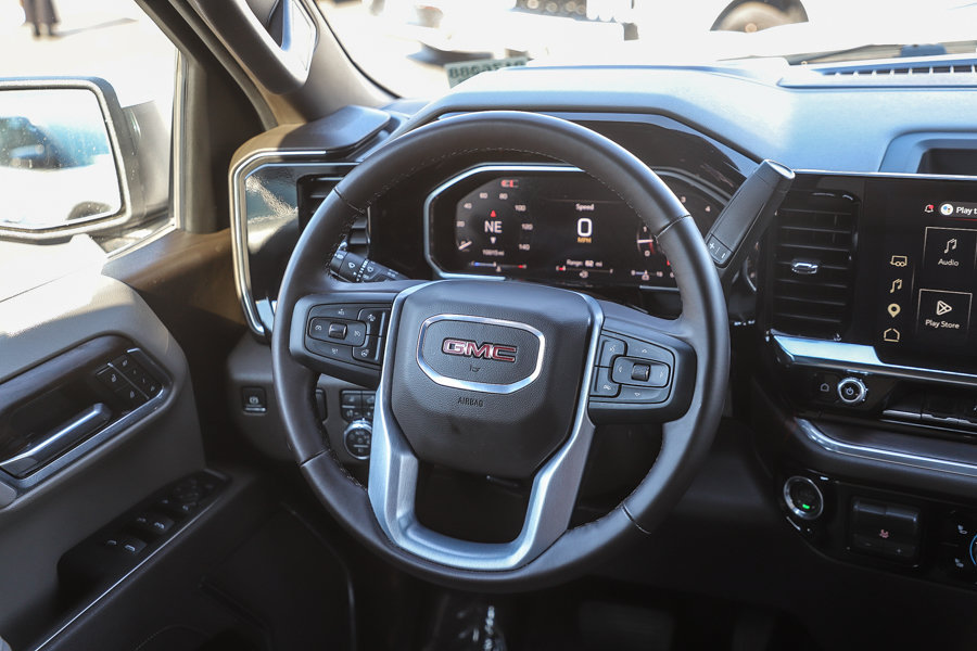 Used 2026 GMC Sierra 1500 SLT RWD image 16