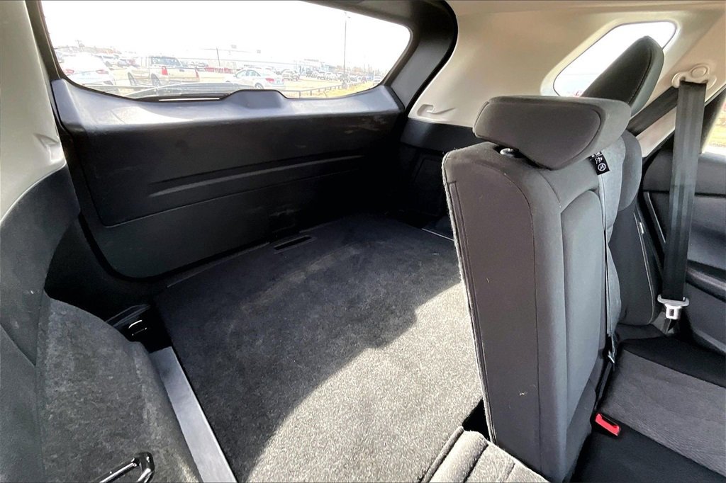 Used 2025 Nissan Rogue SV image 26