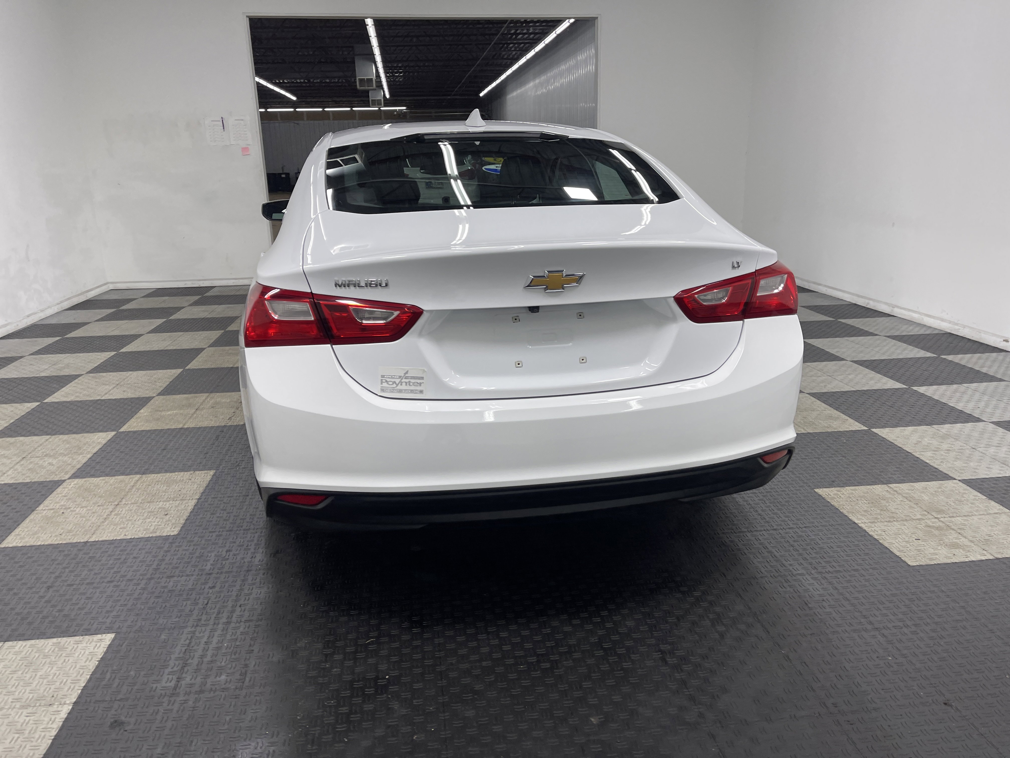 Used 2023 Chevrolet Malibu LT image 3
