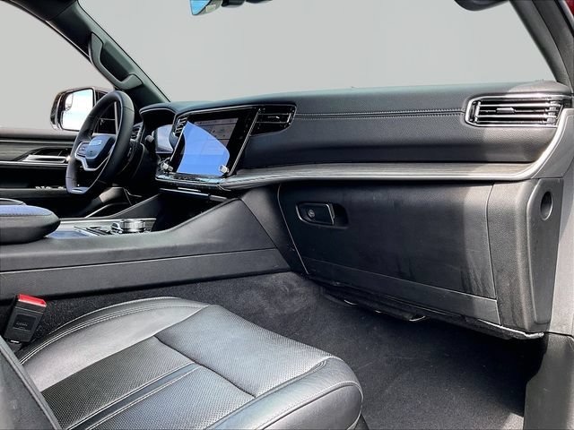 Used 2023 Jeep Wagoneer Series III w/ Premium Group I AWD/4WD image 14