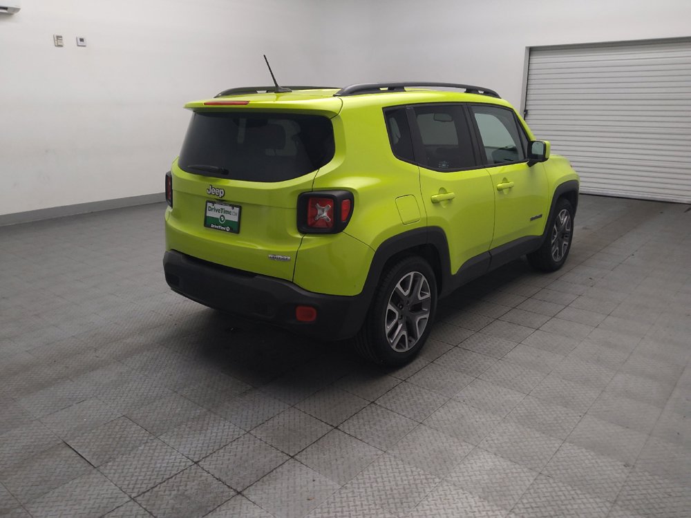 Used 2017 Jeep Renegade Latitude w/ Popular Equipment Group FWD image 9