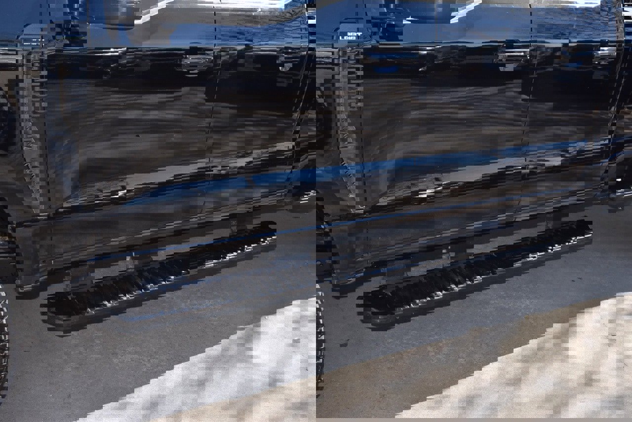 Used 2023 Ford F350 Lariat w/ Lariat Ultimate Package image 38