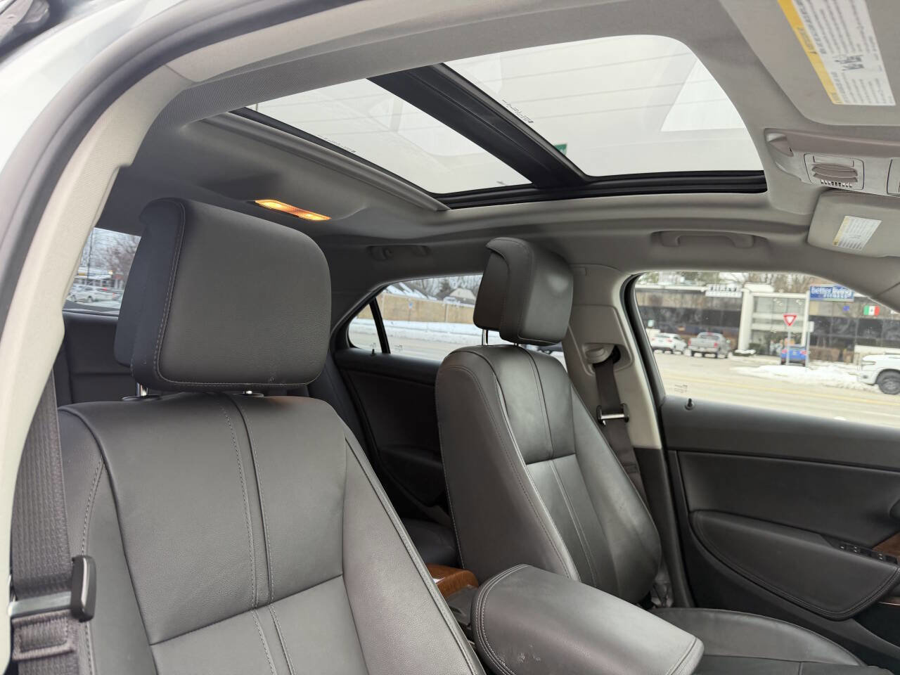 Used 2011 Saab 9-5 Turbo4 image 8