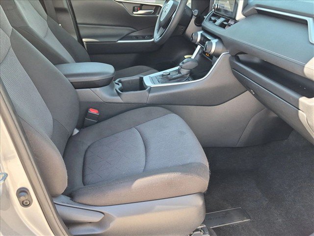 Used 2025 Toyota RAV4 XLE w/ Convenience Package AWD/4WD image 21