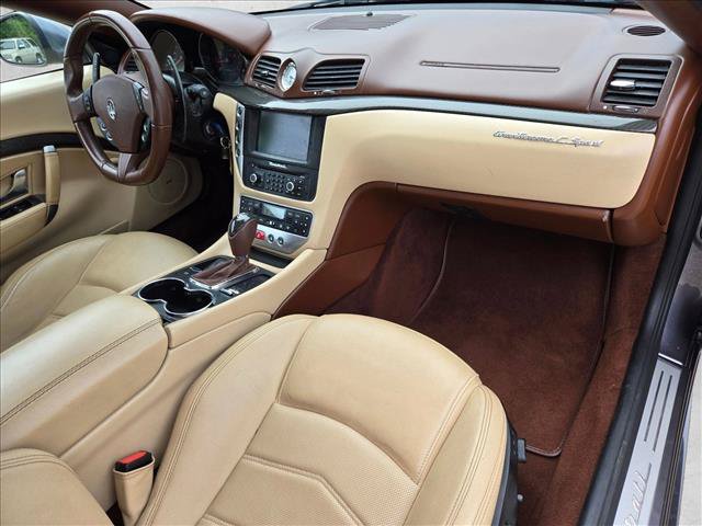 Used 2015 Maserati GranTurismo Sport RWD image 19