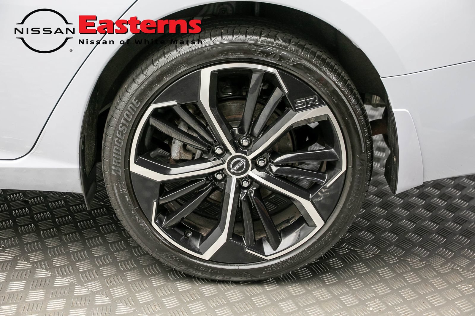 Used 2023 Nissan Altima 2.5 SR AWD/4WD image 8