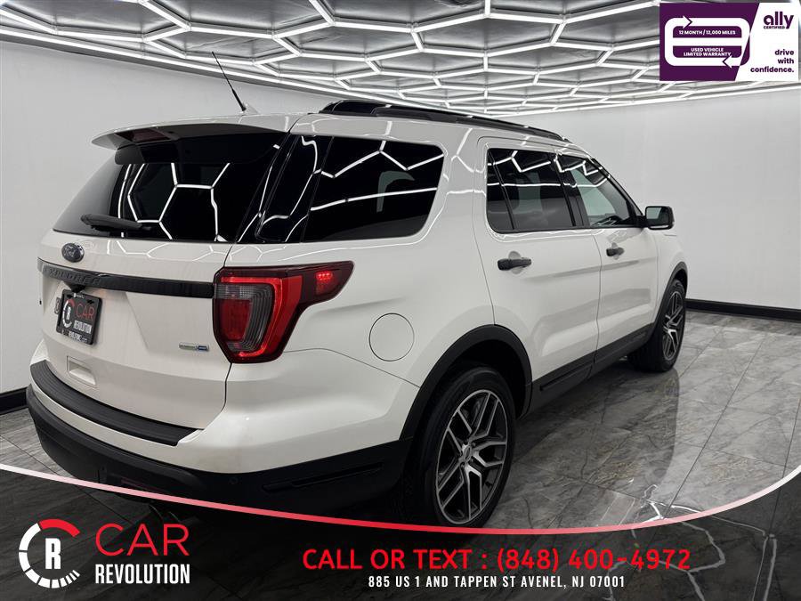 Used 2019 Ford Explorer Sport w/ Ford Safe & Smart Package AWD/4WD image 10