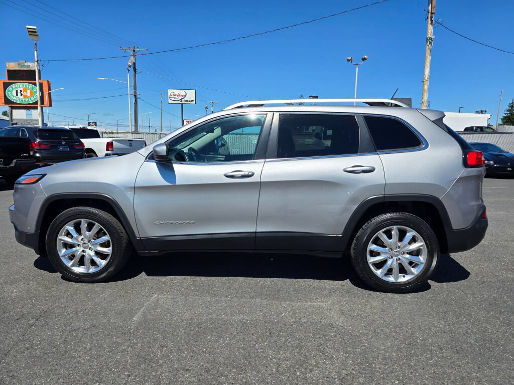Used 2015 Jeep Cherokee Limited w/ Technology Group AWD/4WD image 9
