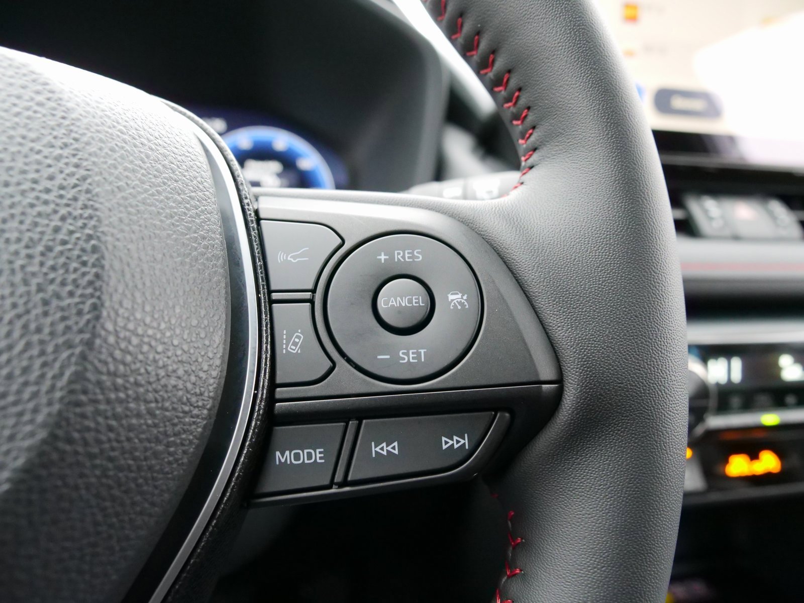 Used 2025 Toyota RAV4 XSE image 24