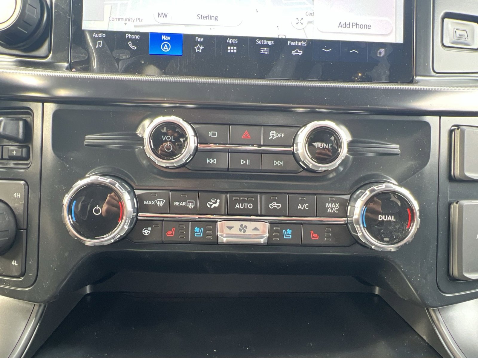 New 2026 Ford F150 Lariat w/ Equipment Group 501A Mid image 21