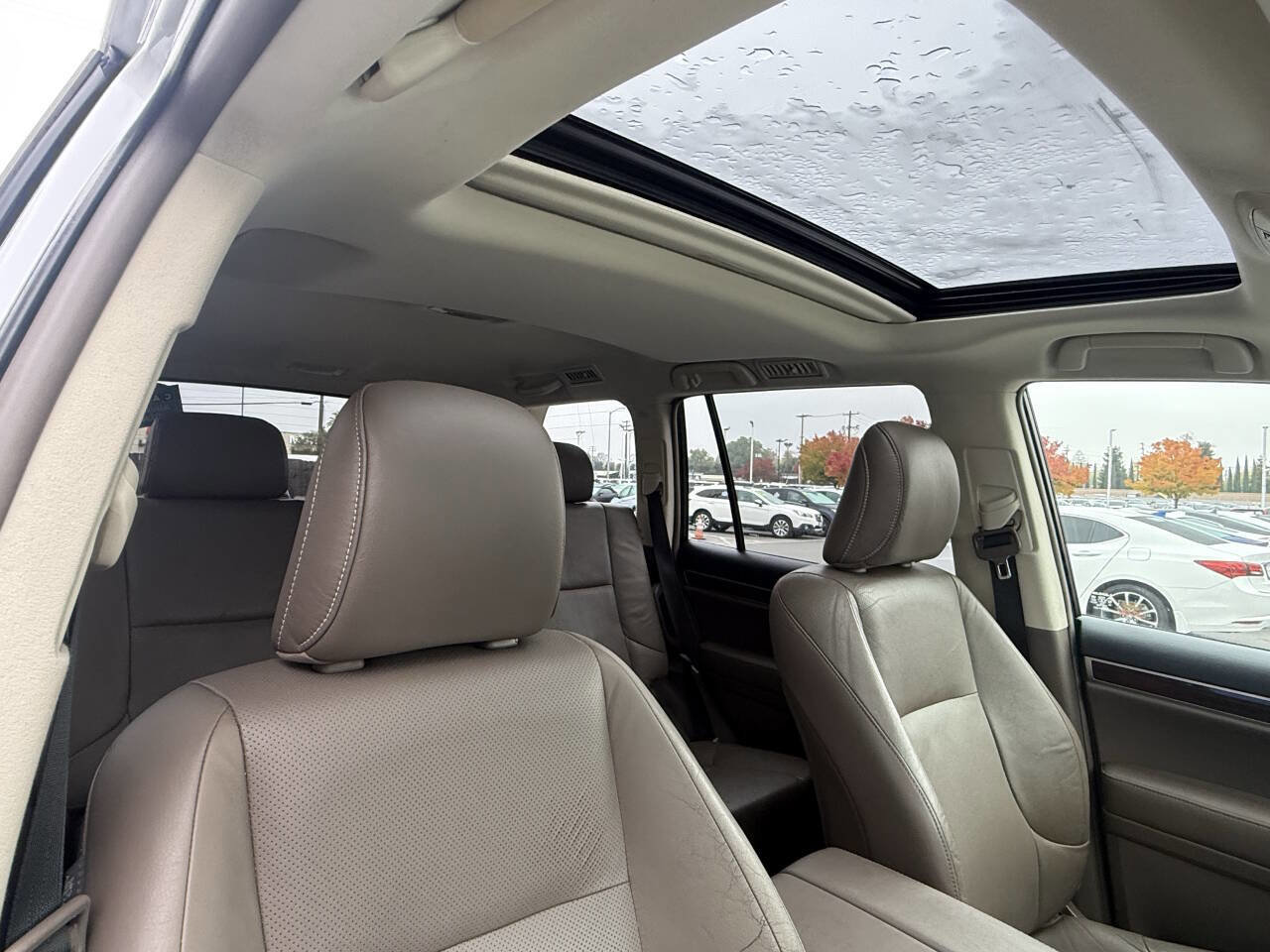 Used 2011 Lexus GX 460 image 22