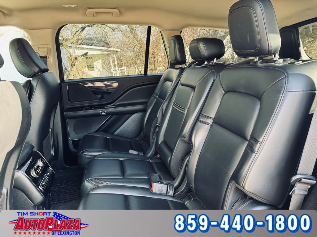 Used 2021 Lincoln Aviator 2WD image 41