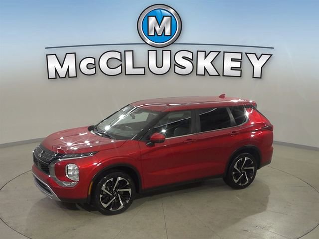 Used 2024 Mitsubishi Outlander SE FWD image 1