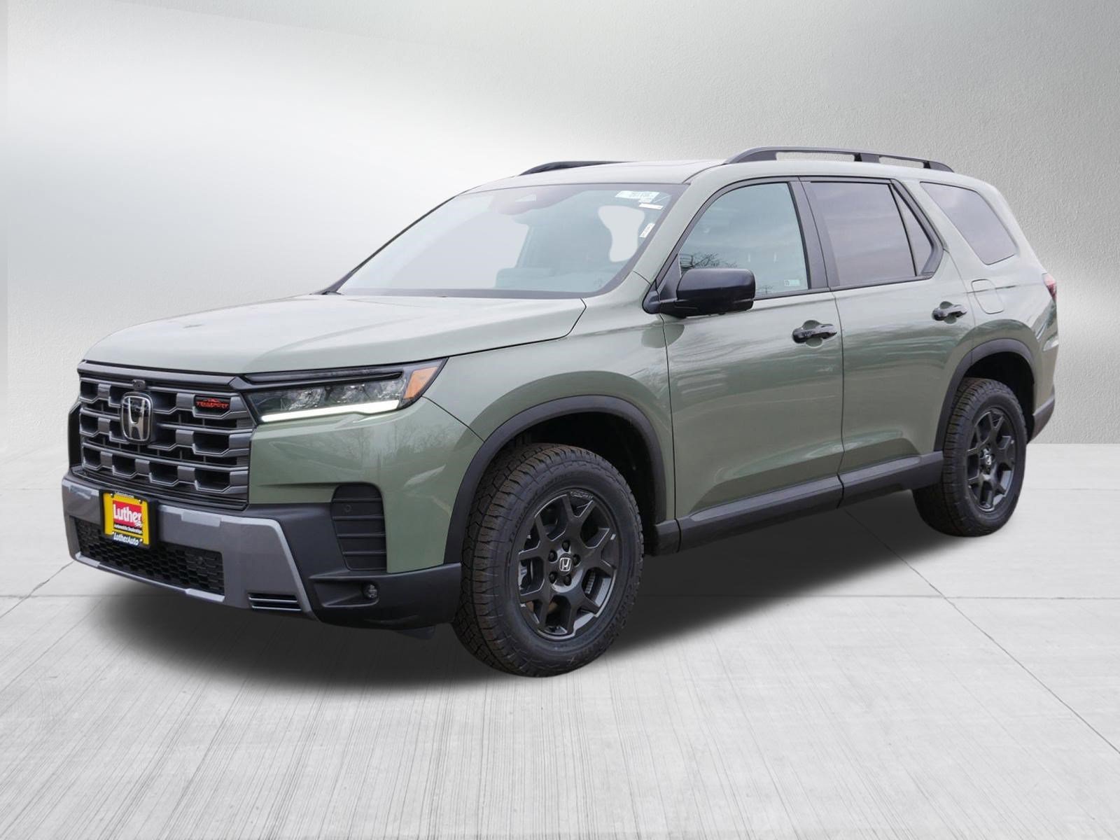 New 2026 Honda Pilot TrailSport image 3