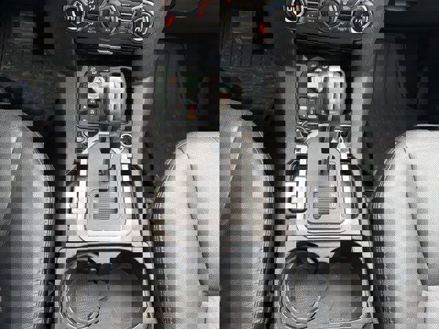 Used 2011 Land Rover LR4 HSE image 29