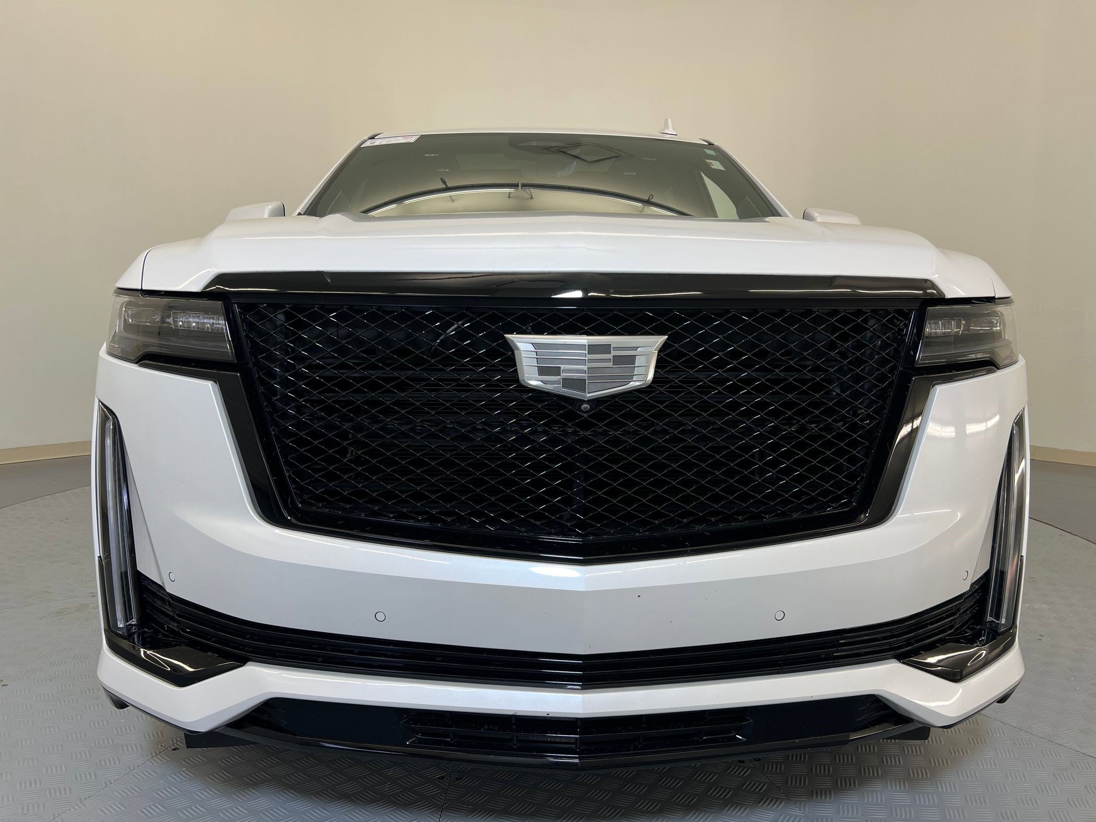 Used 2023 Cadillac Escalade Sport Platinum w/ Heavy-Duty Trailer Package image 6