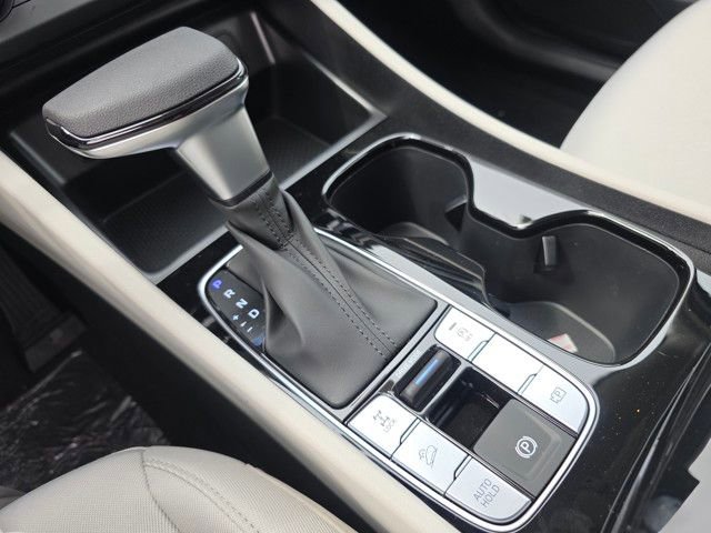 Certified 2025 Hyundai Tucson SE image 13