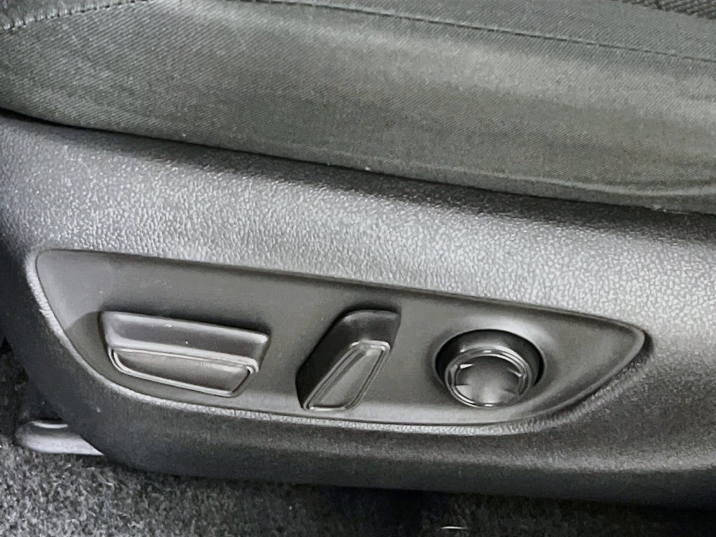 Used 2024 Toyota RAV4 XLE w/ Convenience Package FWD image 13
