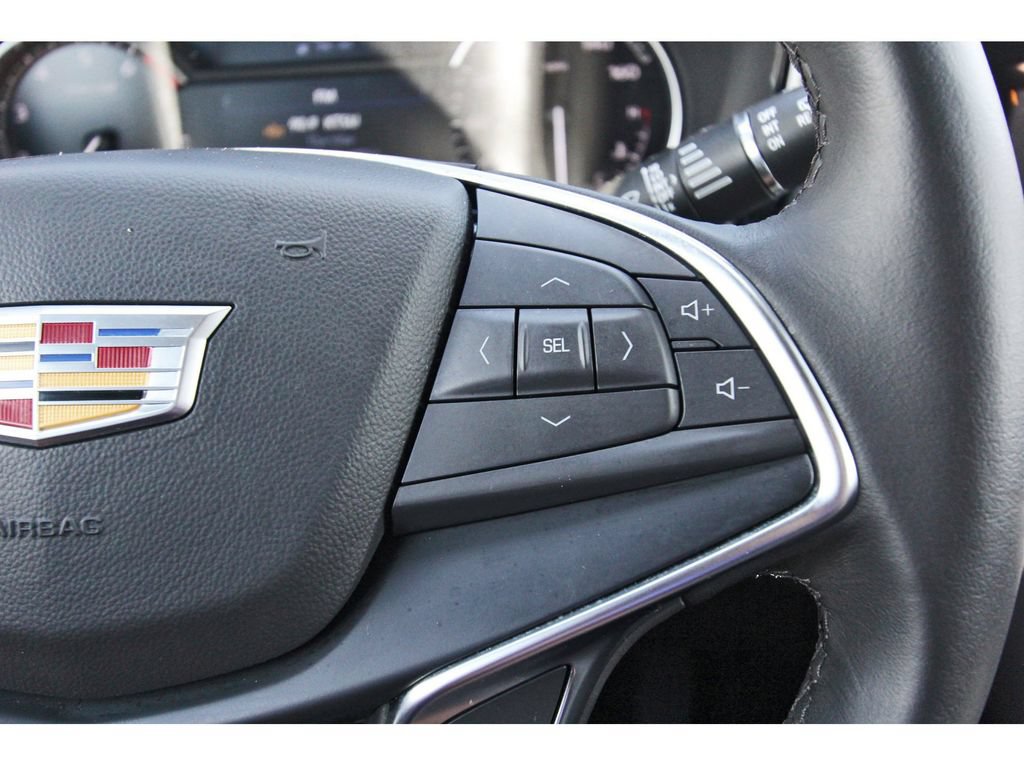 Used 2023 Cadillac XT5 Luxury FWD image 16