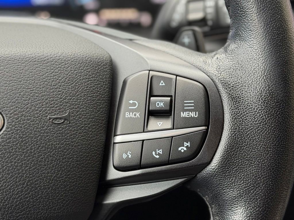 Used 2020 Ford Explorer XLT w/ Comfort Package AWD/4WD image 10