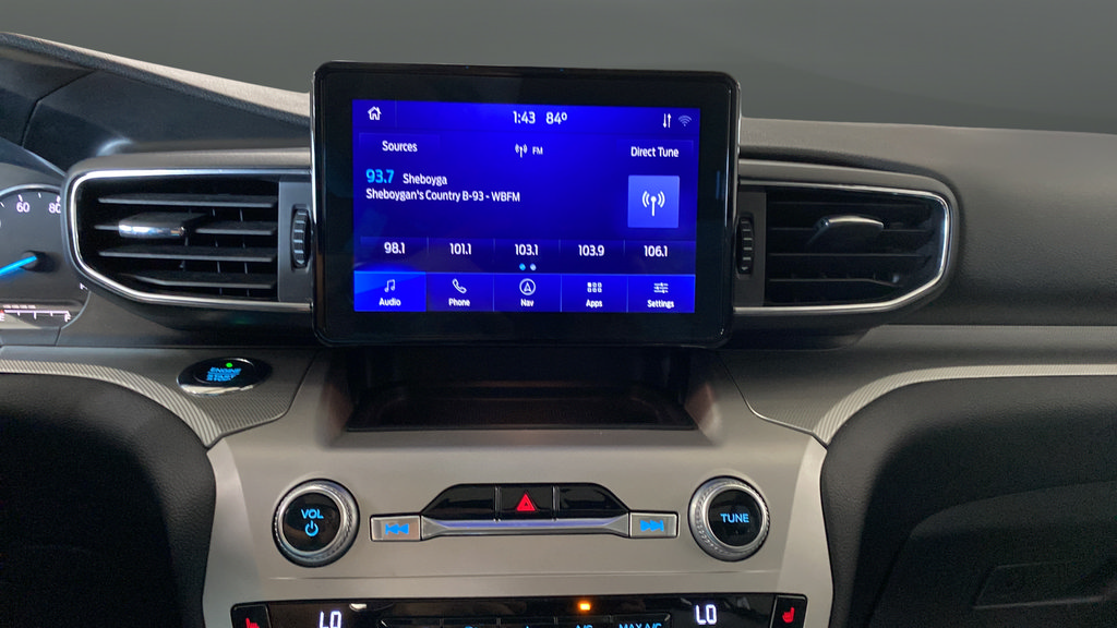 Used 2021 Ford Explorer XLT w/ Equipment Group 202A AWD/4WD image 13