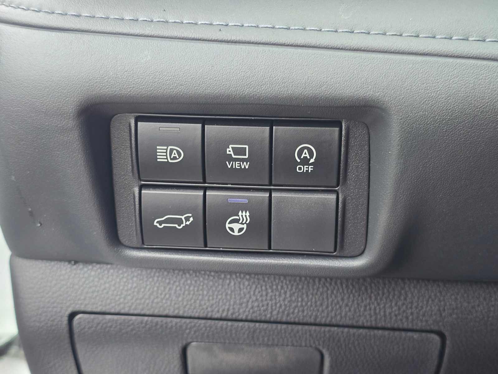 Used 2024 Toyota Highlander Platinum AWD/4WD image 29