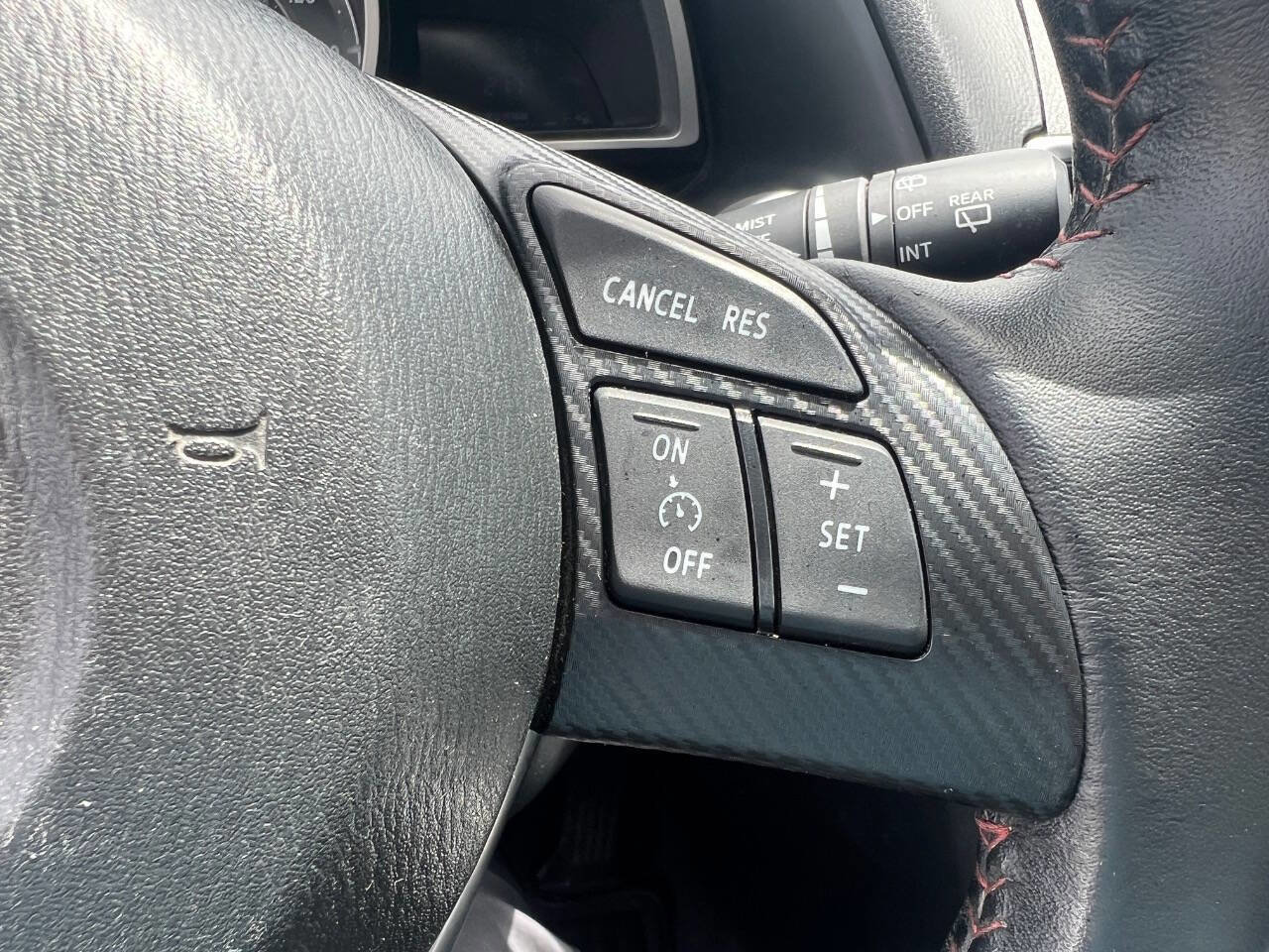 Used 2016 MAZDA MAZDA3 i Touring FWD image 20