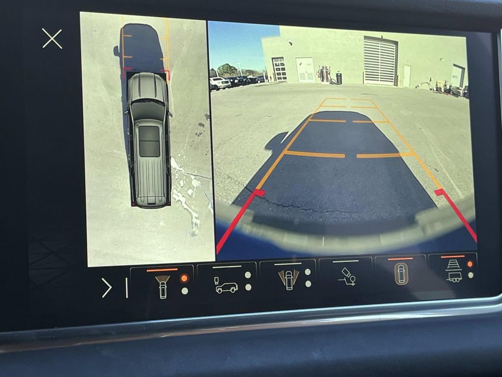 Used 2024 GMC Yukon XL Denali Ultimate image 37