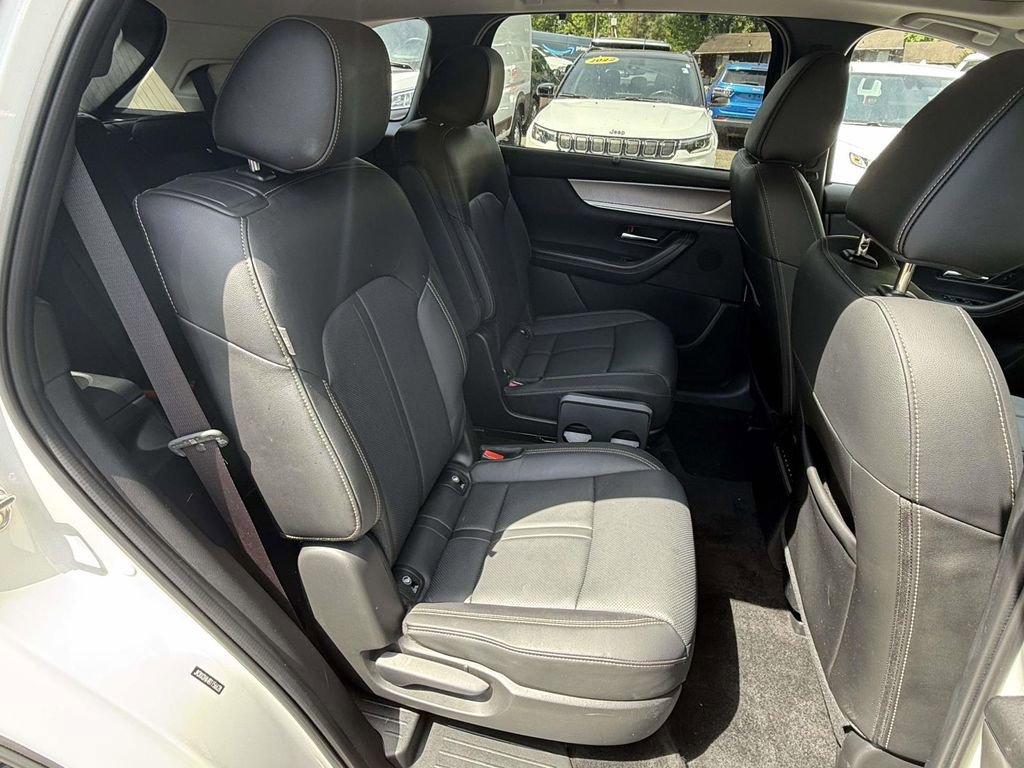 Used 2024 MAZDA CX-90 Plug-In Hybrid w/ Premium Pkg AWD/4WD image 10