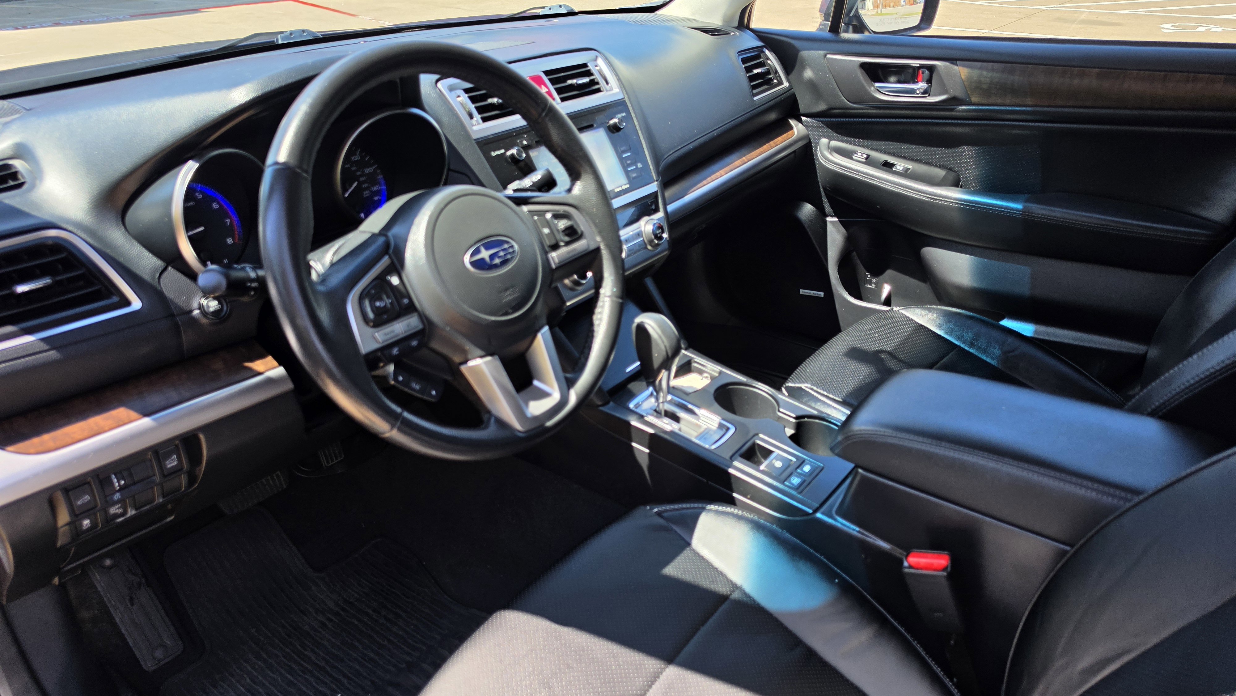 Used 2017 Subaru Outback 2.5i Limited AWD/4WD image 25