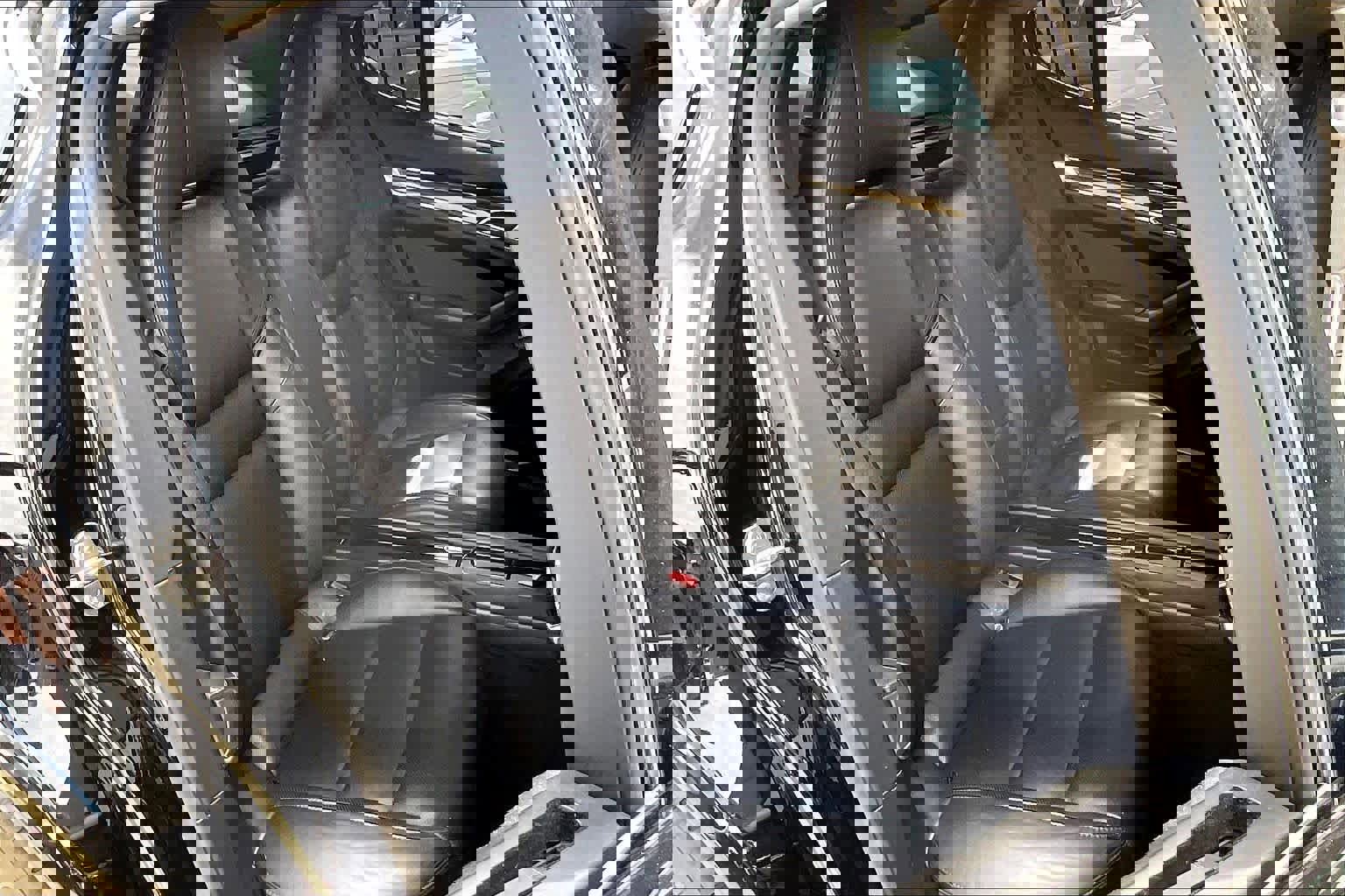 Used 2012 Porsche Panamera S image 18