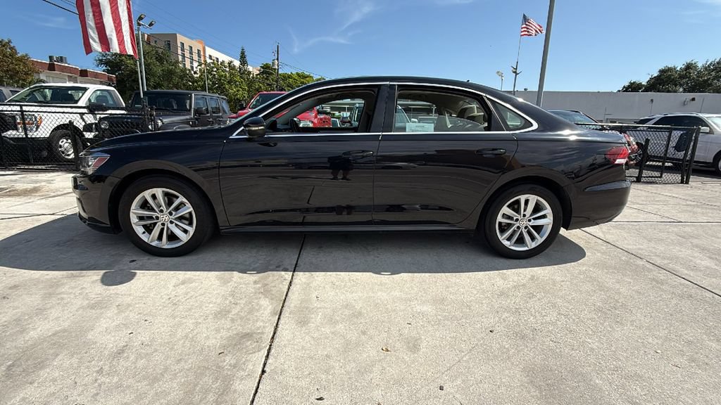 Used 2020 Volkswagen Passat 2.0T SE w/ Sunroof Package FWD image 11
