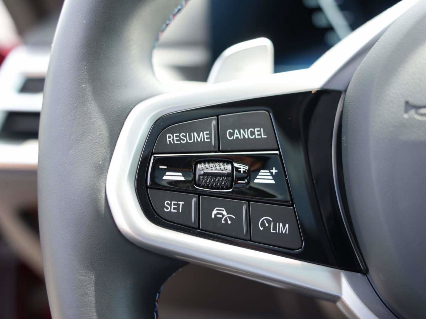 Used 2025 BMW M440i RWD image 9