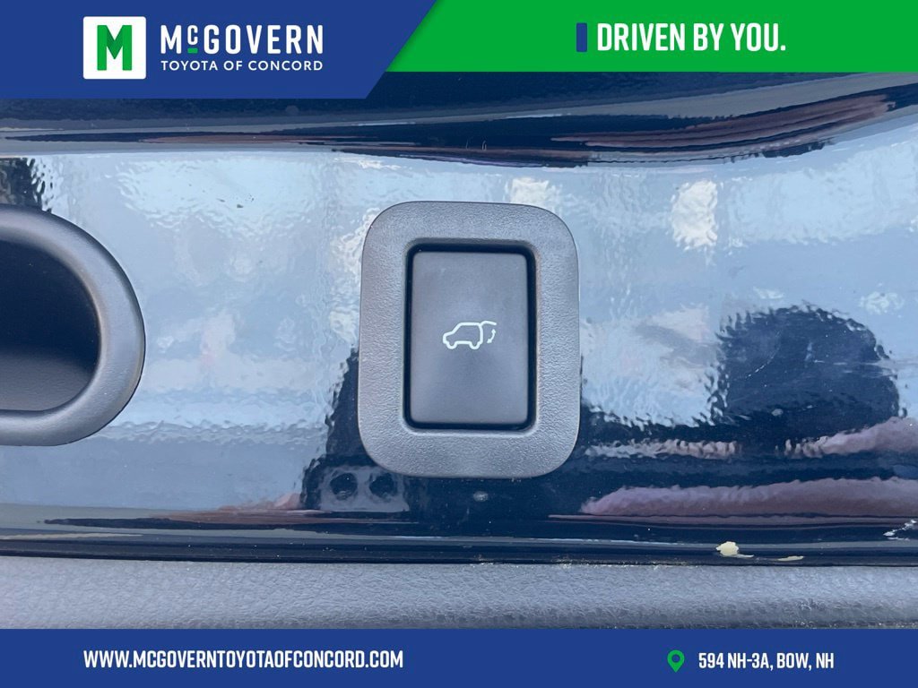 Used 2016 Toyota Highlander XLE AWD/4WD image 22