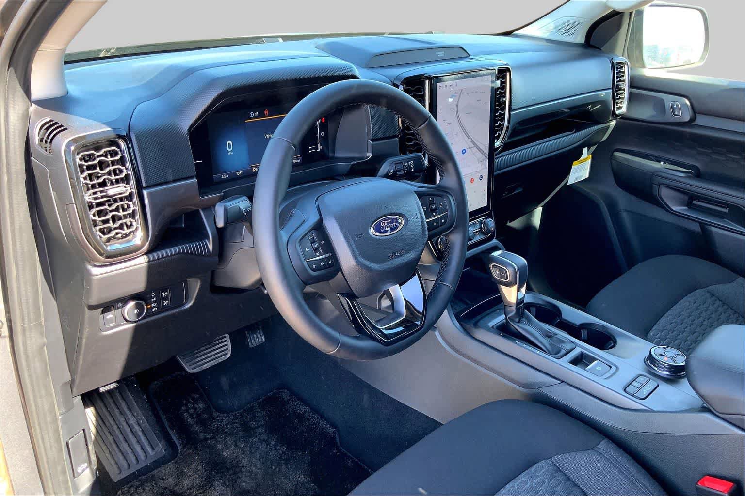 New 2026 Ford Ranger XLT w/ Equipment Group 301A High AWD/4WD image 8