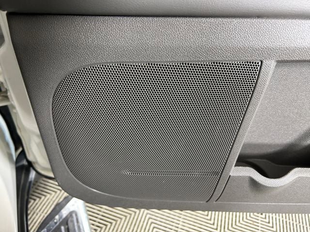 Used 2015 Chevrolet Traverse LS FWD image 29