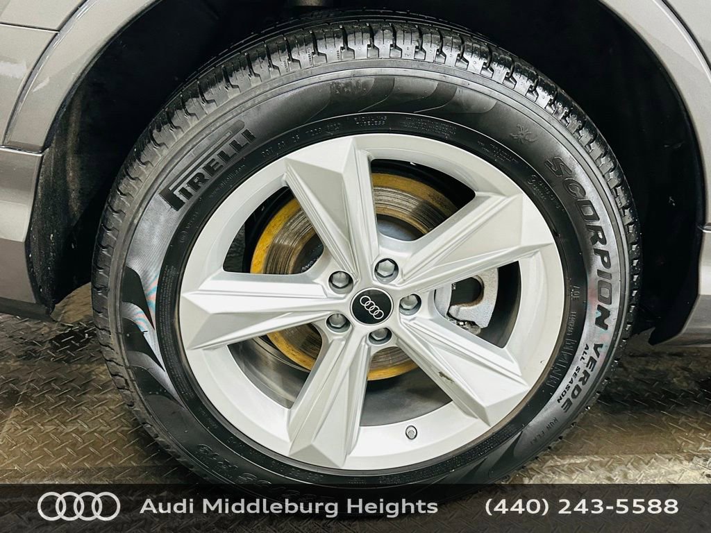 Used 2023 Audi Q7 2.0T Premium Plus w/ Premium Plus Package image 31