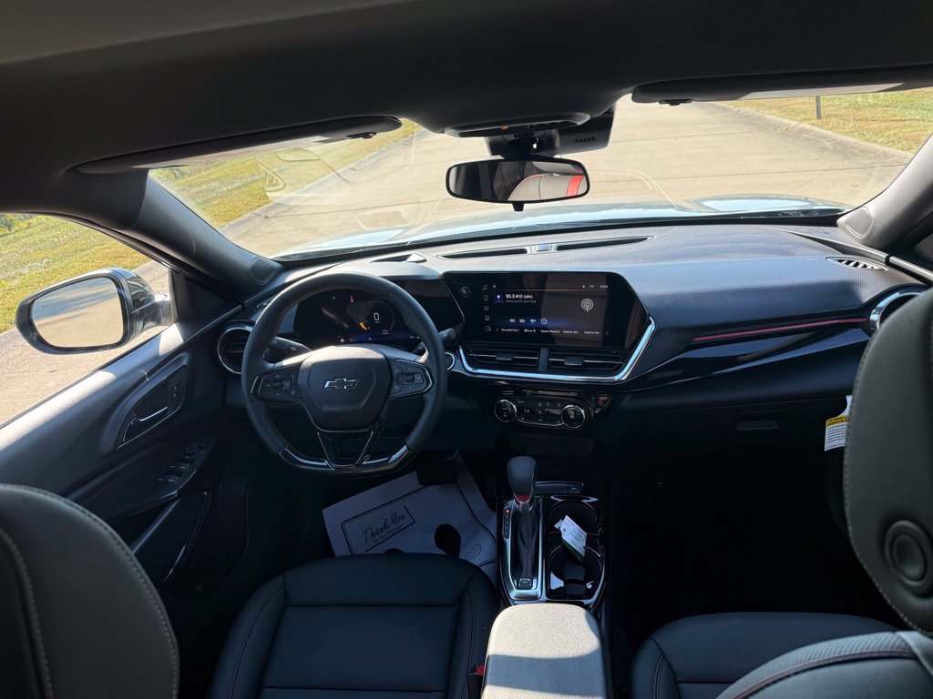 New 2026 Chevrolet Trax RS w/ Driver Confidence Package FWD image 19
