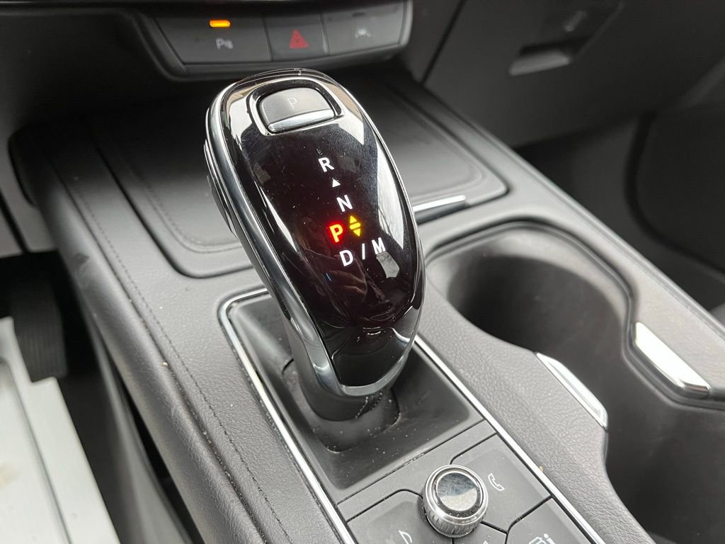 Used 2024 Cadillac XT4 Premium Luxury image 31