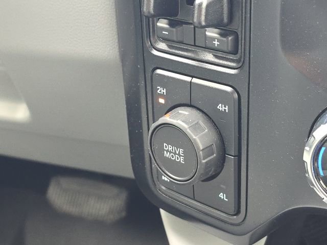 Used 2024 Ford F250 Limited w/ FX4 Off-Road Package image 40