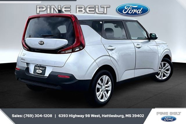 Used 2021 Kia Soul LX image 10