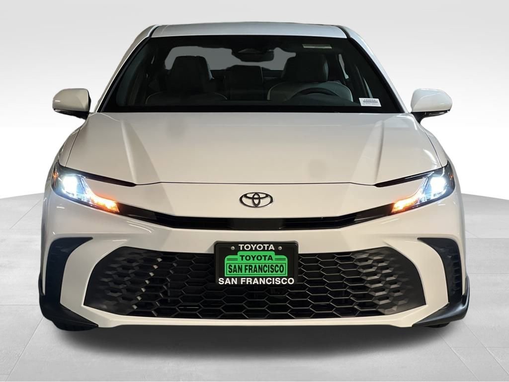 New 2026 Toyota Camry SE image 5