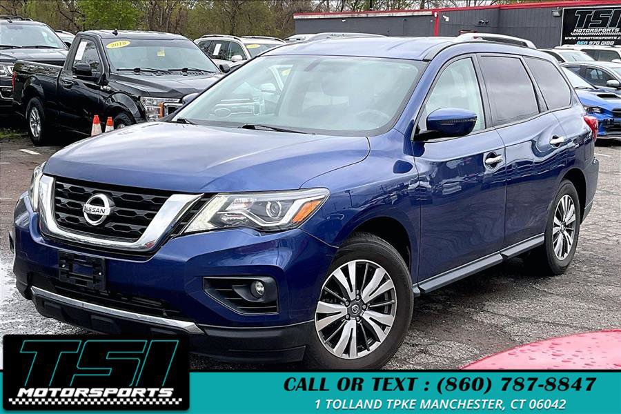Used 2020 Nissan Pathfinder SV FWD image 2