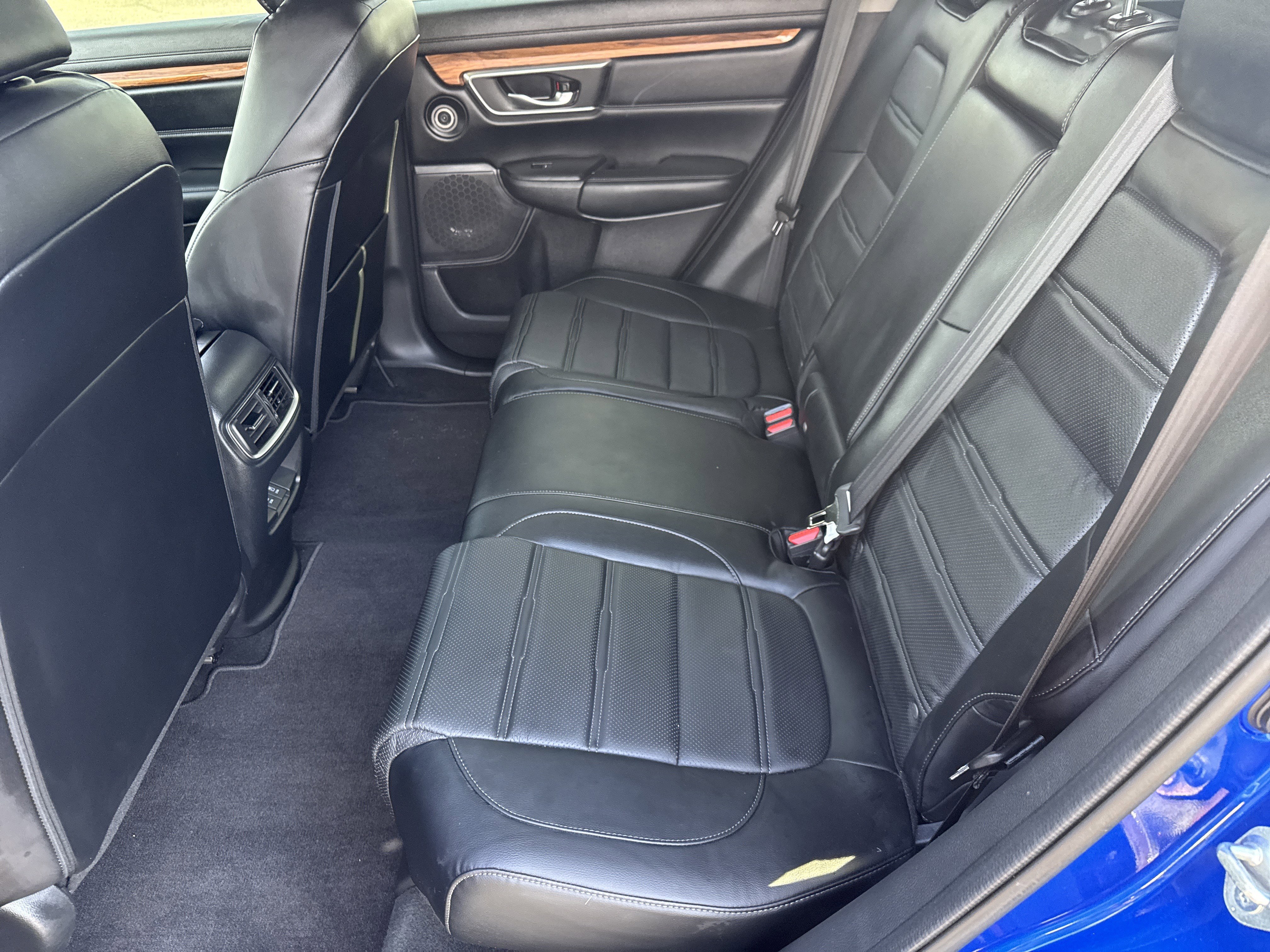 Used 2021 Honda CR-V Touring image 11