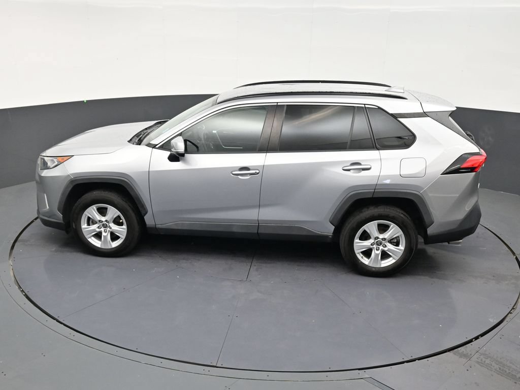 Used 2021 Toyota RAV4 XLE FWD image 13