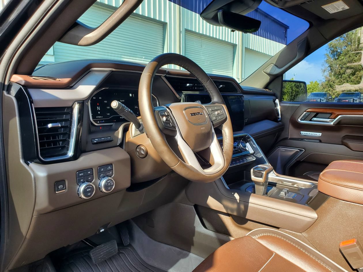 Used 2023 GMC Sierra 1500 Denali w/ Denali Reserve Package AWD/4WD image 20