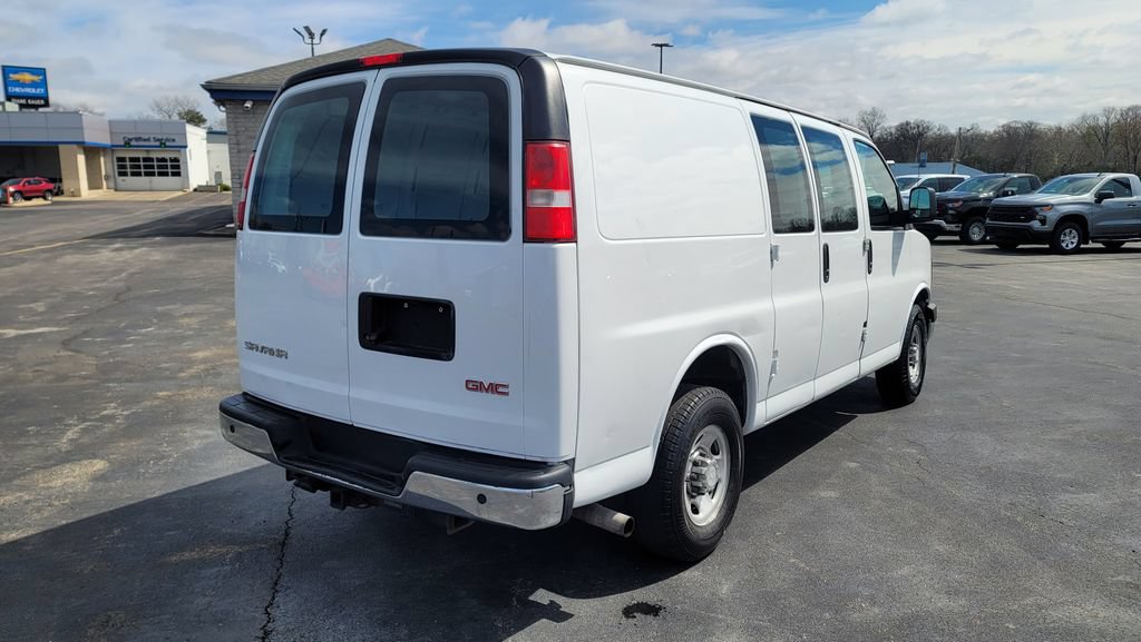 Used 2017 GMC Savana 2500 RWD image 12